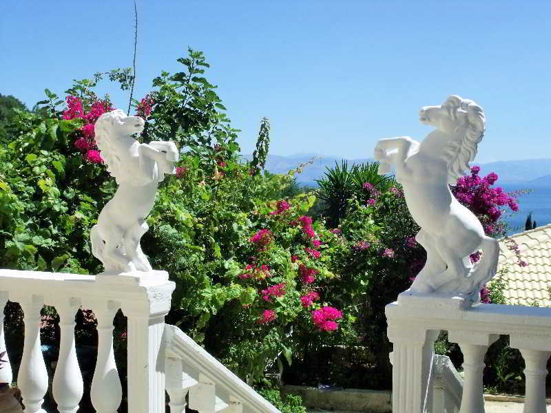 Aragorn Paradise Garden Moraitika Extérieur photo